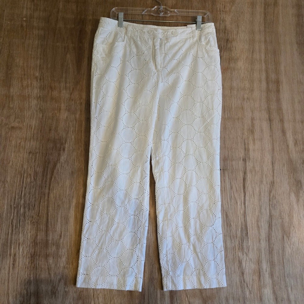 Anne Klein White Eyelet Cotton Cropped Pants Size 8 Straight Leg Geometric